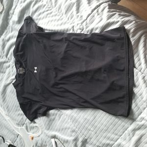 Womens Under Armour Black workout shirt Size M